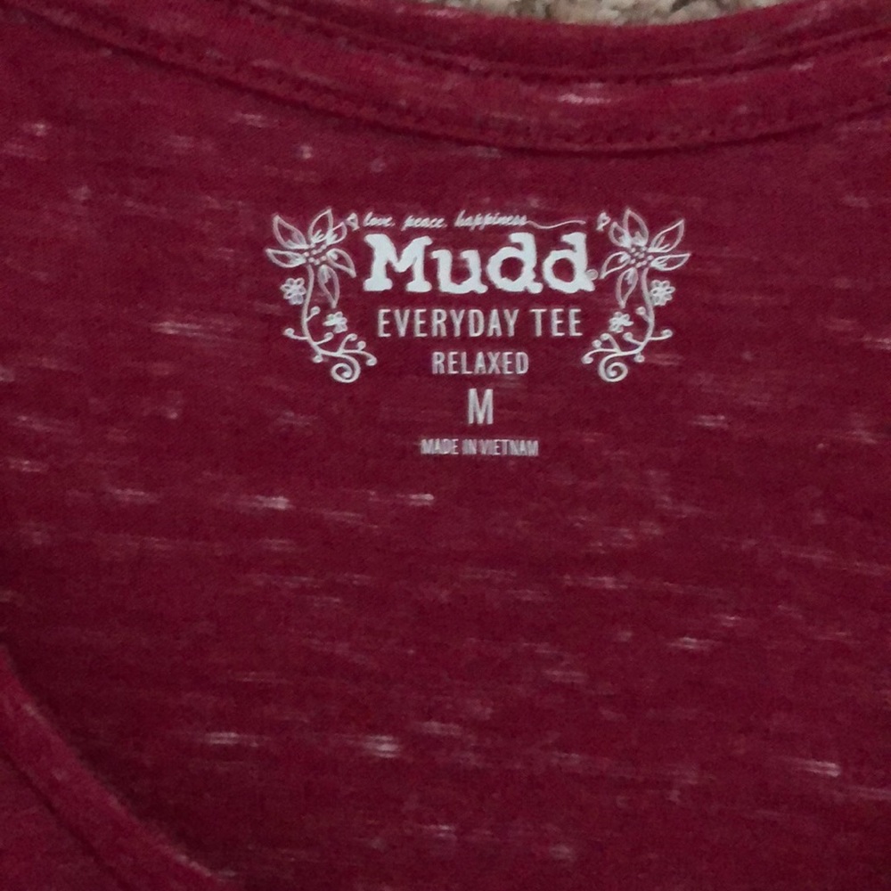 Maroon tee - Picture 2 of 2